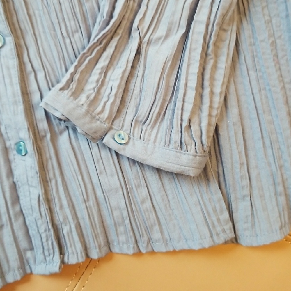 3X apt.9 woman top - Picture 3 of 3